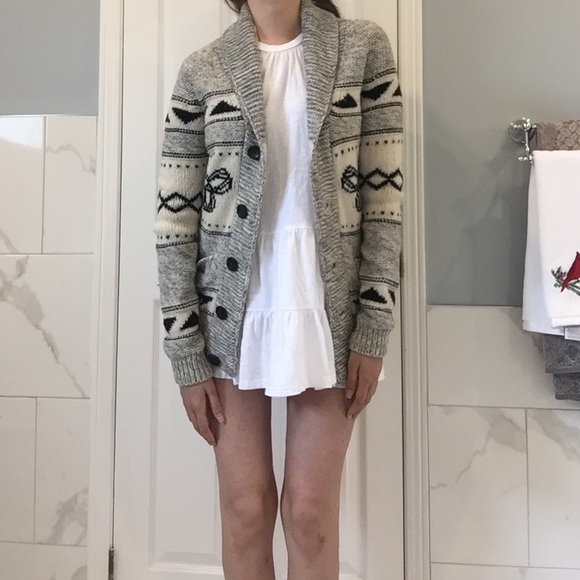 Sold Aritiza | Northwest Lambswool Sweater - Picture 11 of 11